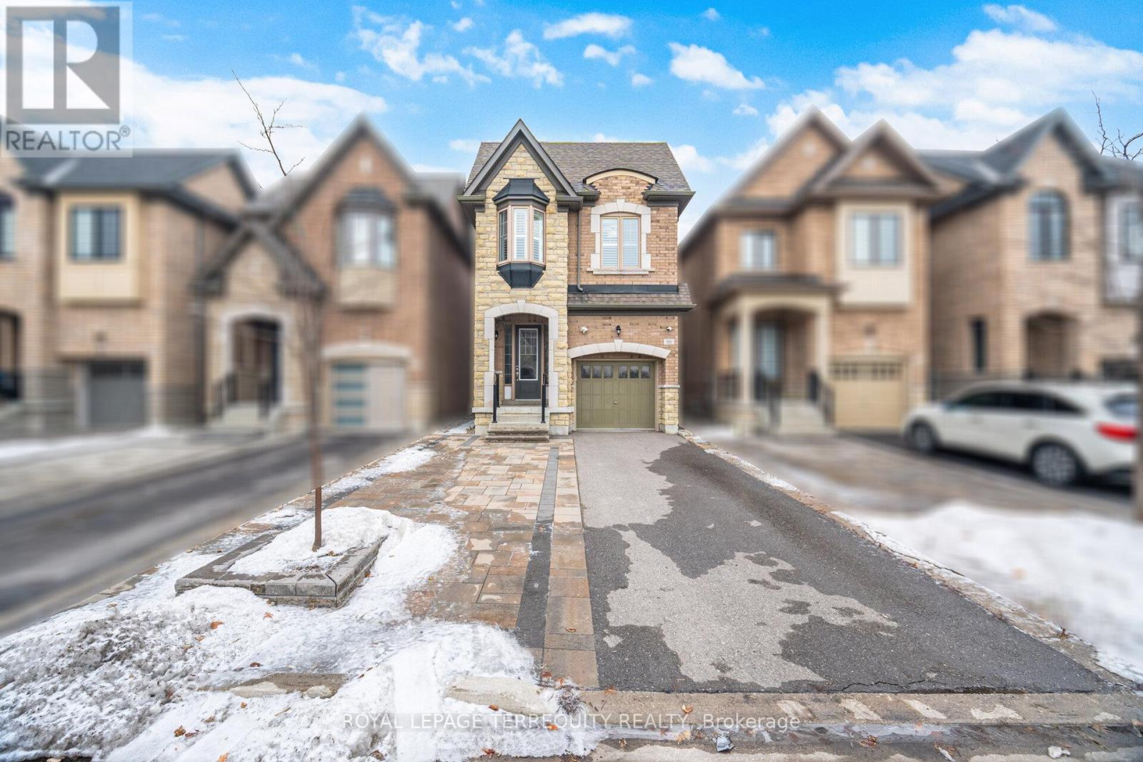 86 Hatton Garden Road, Vaughan, Ontario  L4H 3P8 - Photo 1 - N12710414