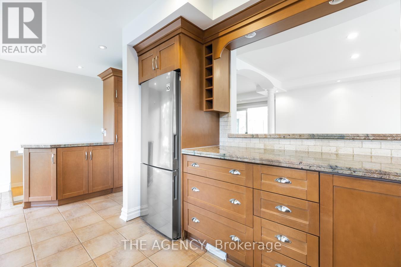 172 Camlaren Crescent, Vaughan, Ontario  L0J 1C0 - Photo 14 - N12710478