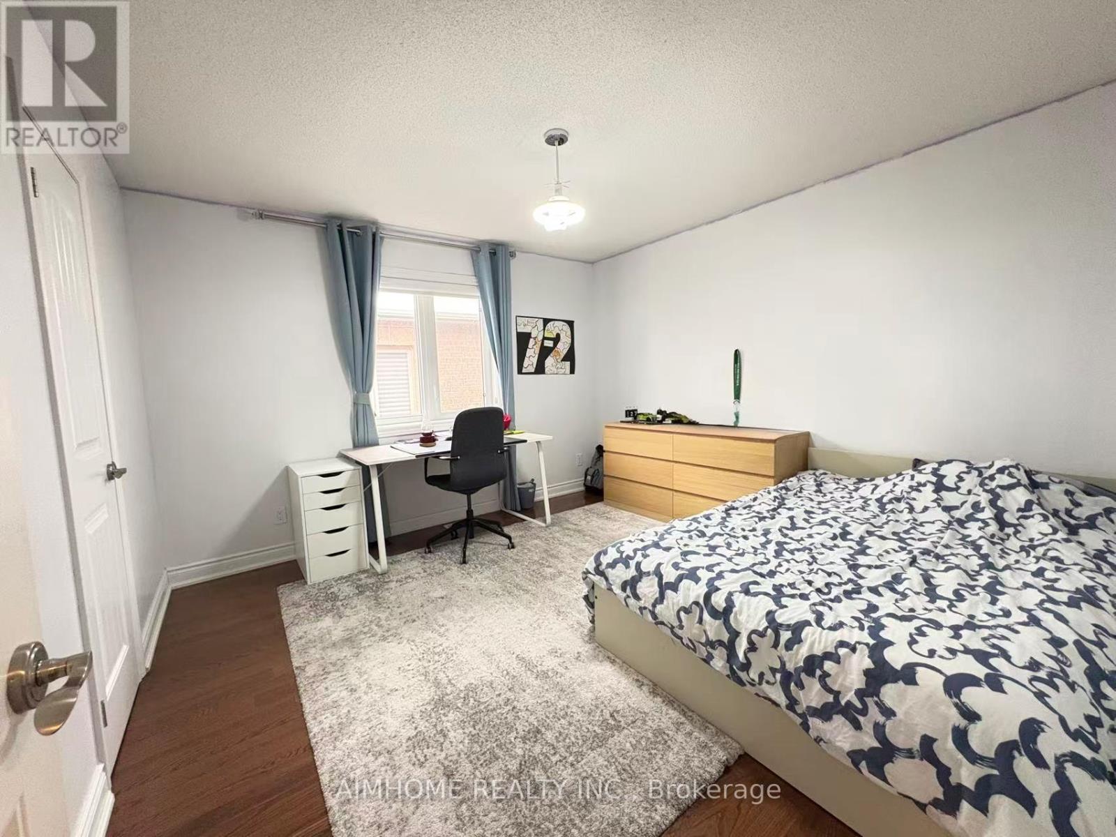 154 Rothbury Road, Richmond Hill, Ontario  L4S 0E2 - Photo 13 - N12710500