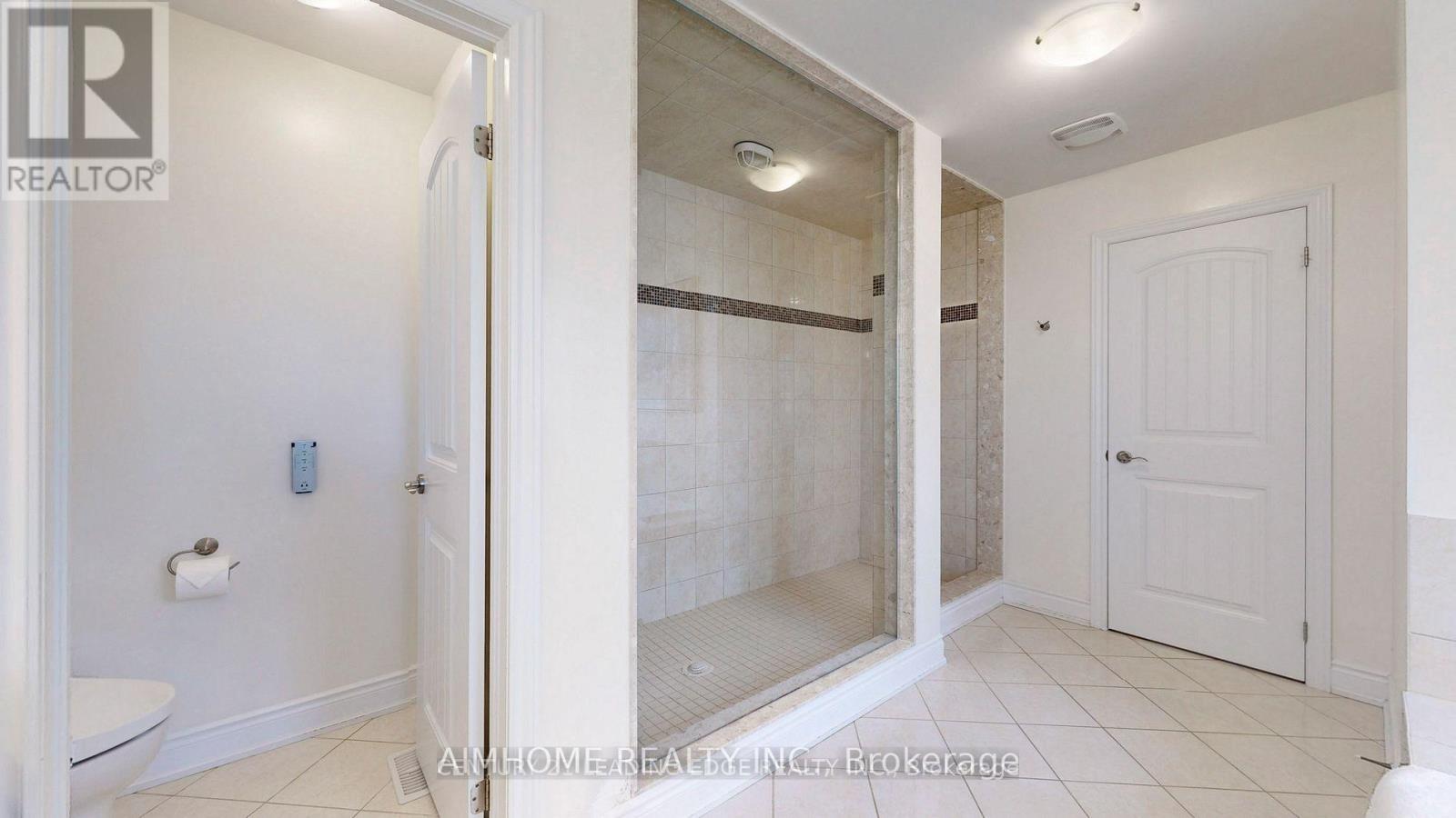 154 Rothbury Road, Richmond Hill, Ontario  L4S 0E2 - Photo 15 - N12710500