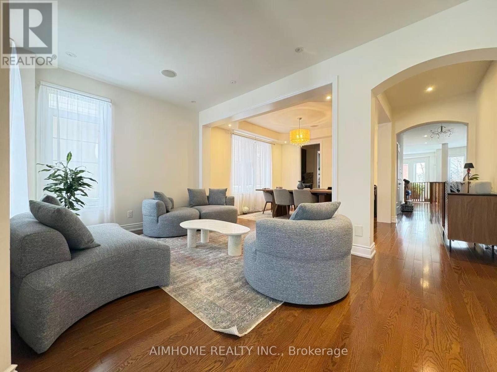 154 Rothbury Road, Richmond Hill, Ontario  L4S 0E2 - Photo 2 - N12710500