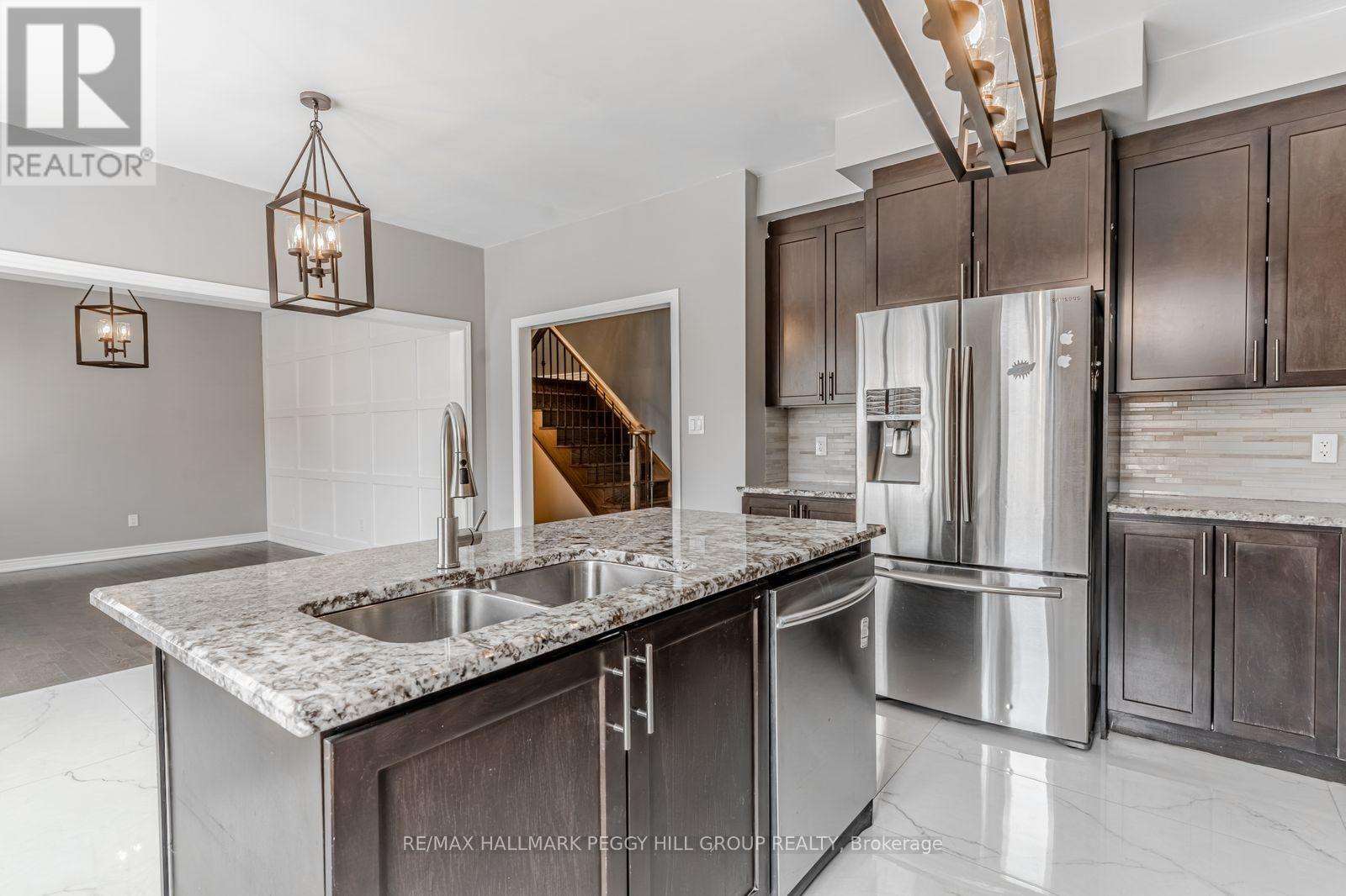 878 Green Street, Innisfil, Ontario  L0L 1W0 - Photo 6 - N12710518