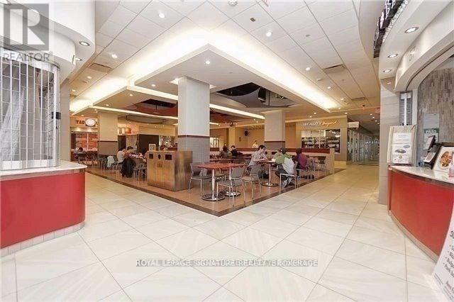 58 - 384 Yonge Street, Toronto, Ontario  M5B 1S8 - Photo 4 - C12691894