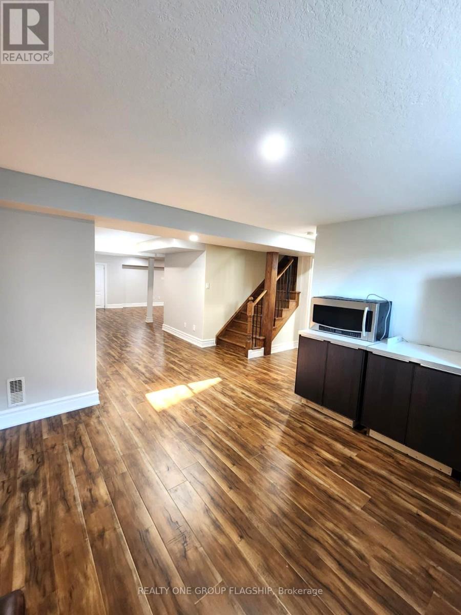 24 Wendat Trail, Springwater, Ontario  L4M 6T4 - Photo 25 - S12710320