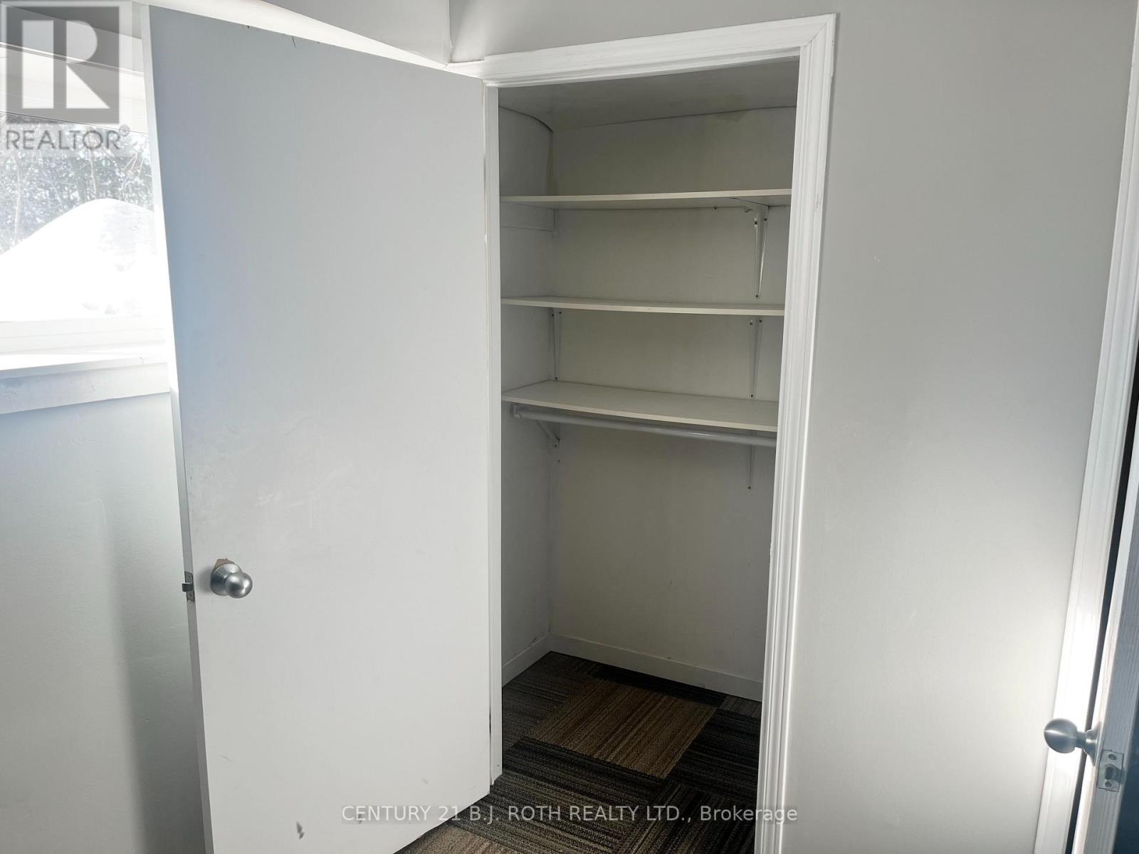 60 Shanty Bay Road, Barrie, Ontario  L4M 1C8 - Photo 12 - S12710362