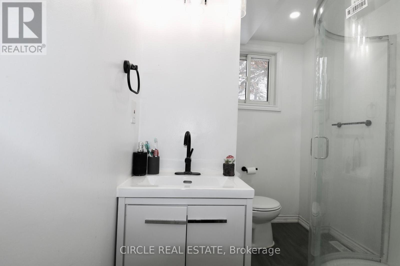 14 College Crescent, Barrie, Ontario  L4M 2W2 - Photo 21 - S12710396