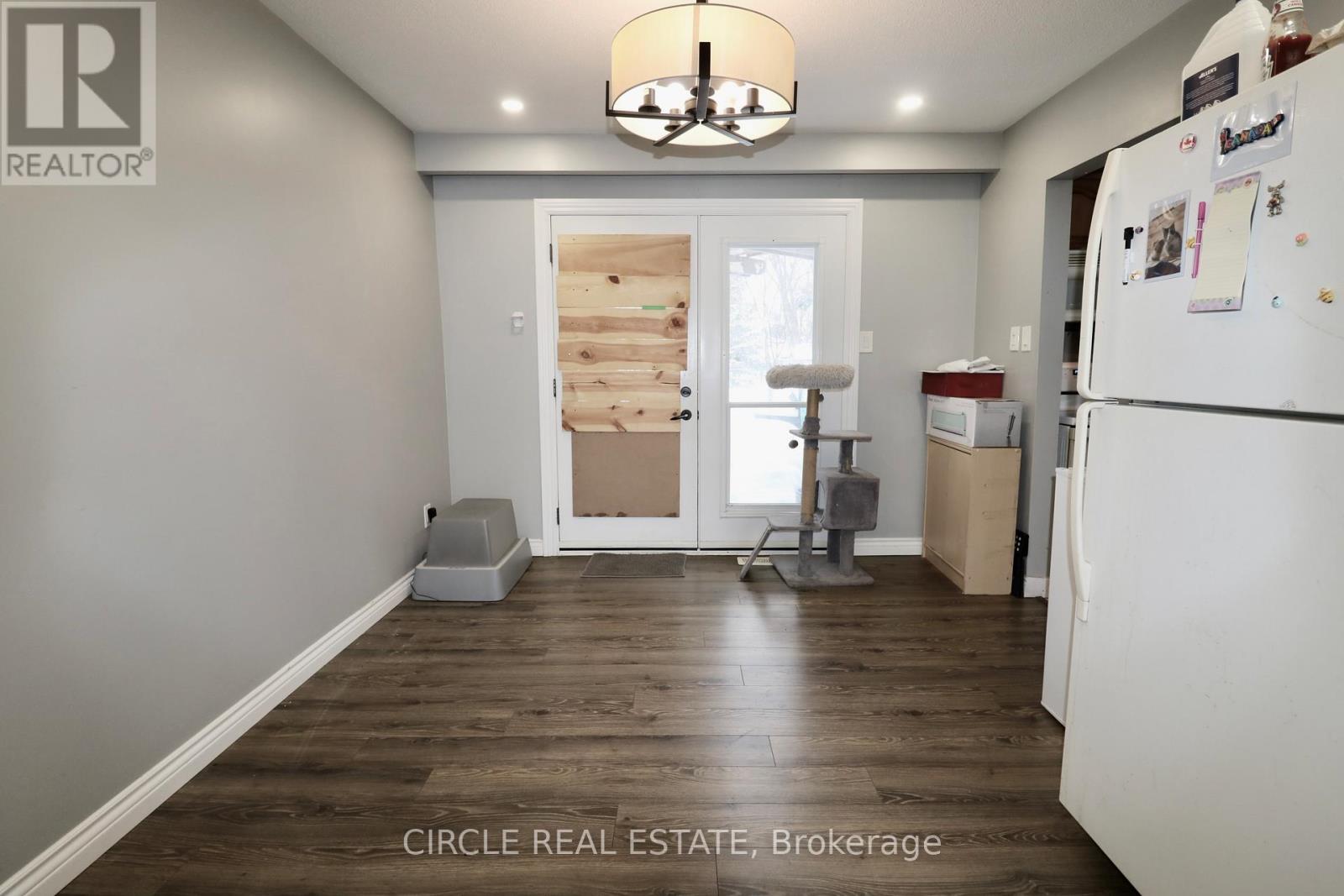 14 College Crescent, Barrie, Ontario  L4M 2W2 - Photo 8 - S12710396