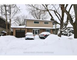 14 COLLEGE CRESCENT, Barrie, Ontario