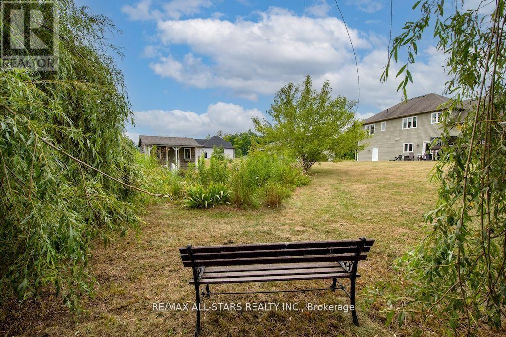 15 Rustlewood Avenue, Kawartha Lakes (Manvers), Ontario  L0A 1A0 - Photo 40 - X12698584