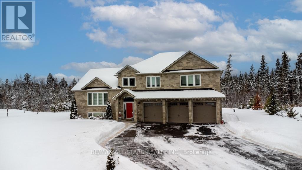 15 RUSTLEWOOD AVENUE, Kawartha Lakes, Ontario