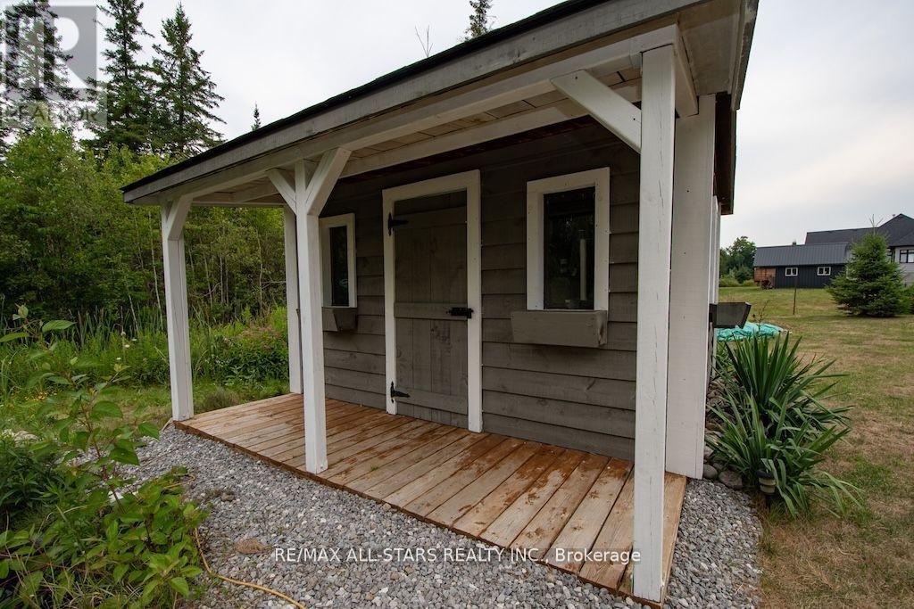 15 Rustlewood Avenue, Kawartha Lakes (Manvers), Ontario  L0A 1A0 - Photo 45 - X12698584