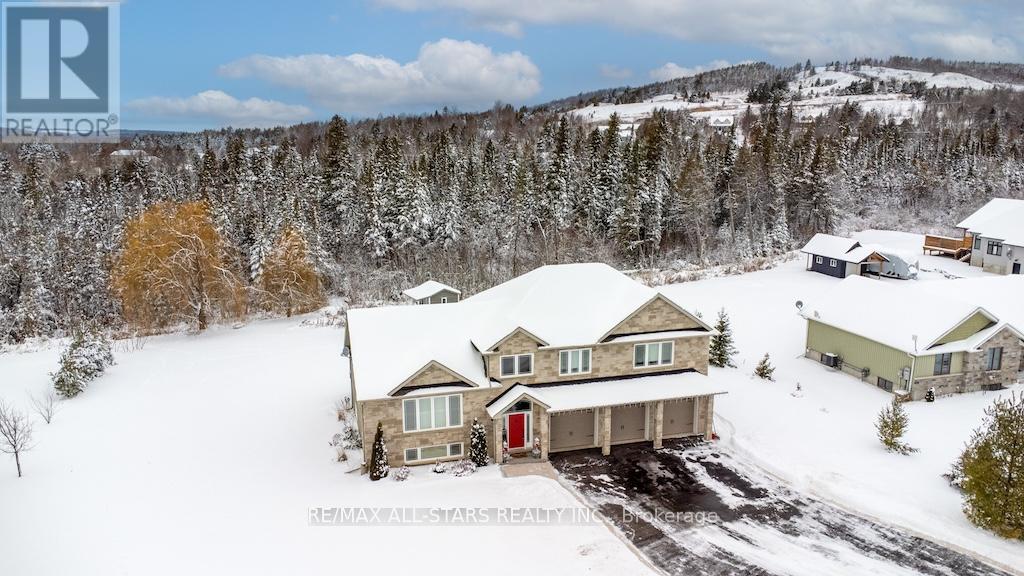 15 Rustlewood Avenue, Kawartha Lakes (Manvers), Ontario  L0A 1A0 - Photo 2 - X12698584