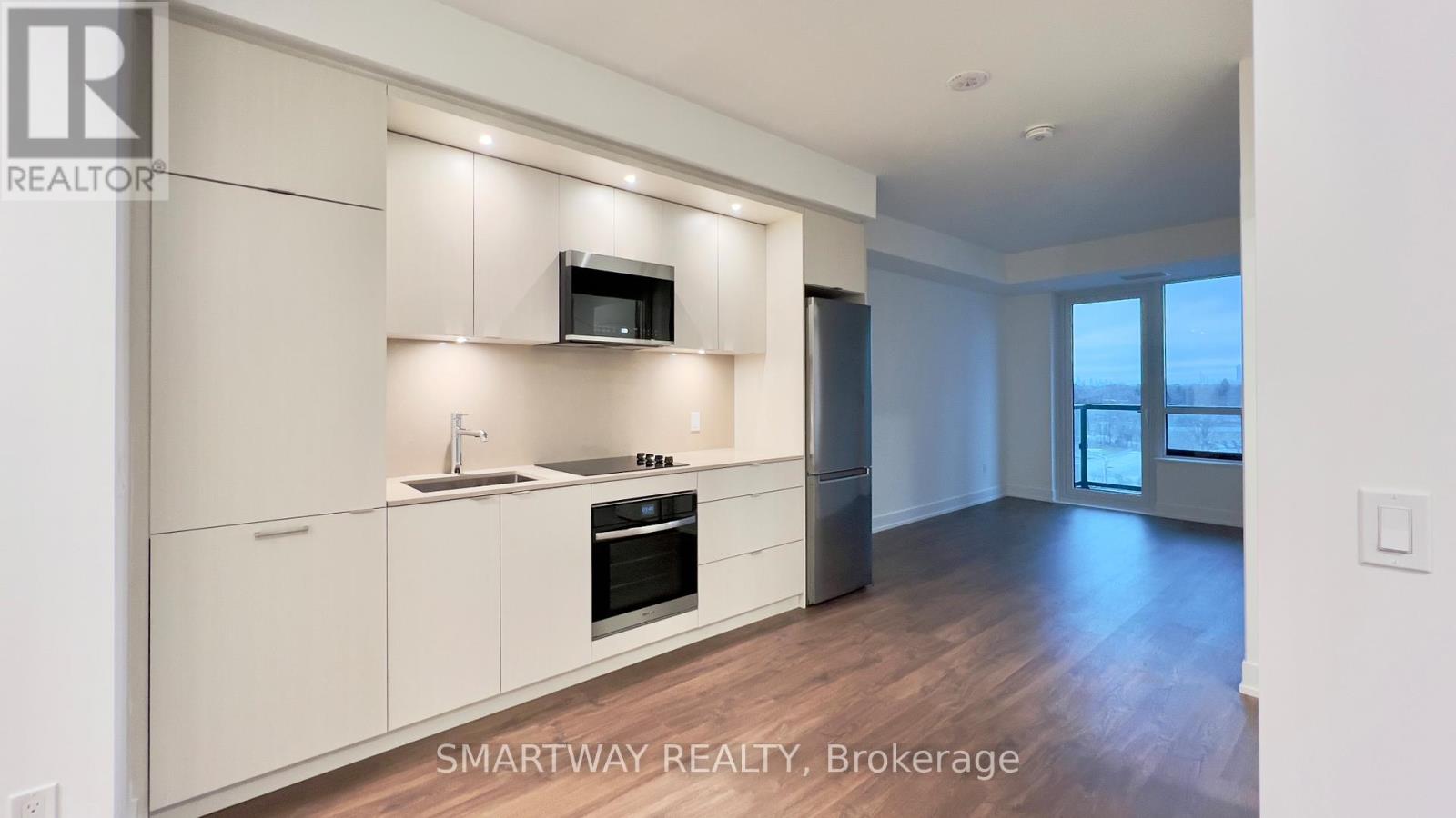 808 - 60 Central Park Roadway, Toronto, Ontario  M9A 0E6 - Photo 17 - W12708892