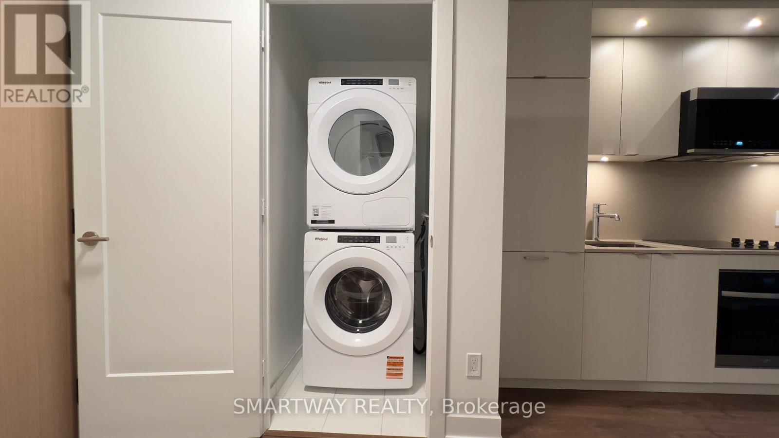 808 - 60 Central Park Roadway, Toronto, Ontario  M9A 0E6 - Photo 16 - W12708892