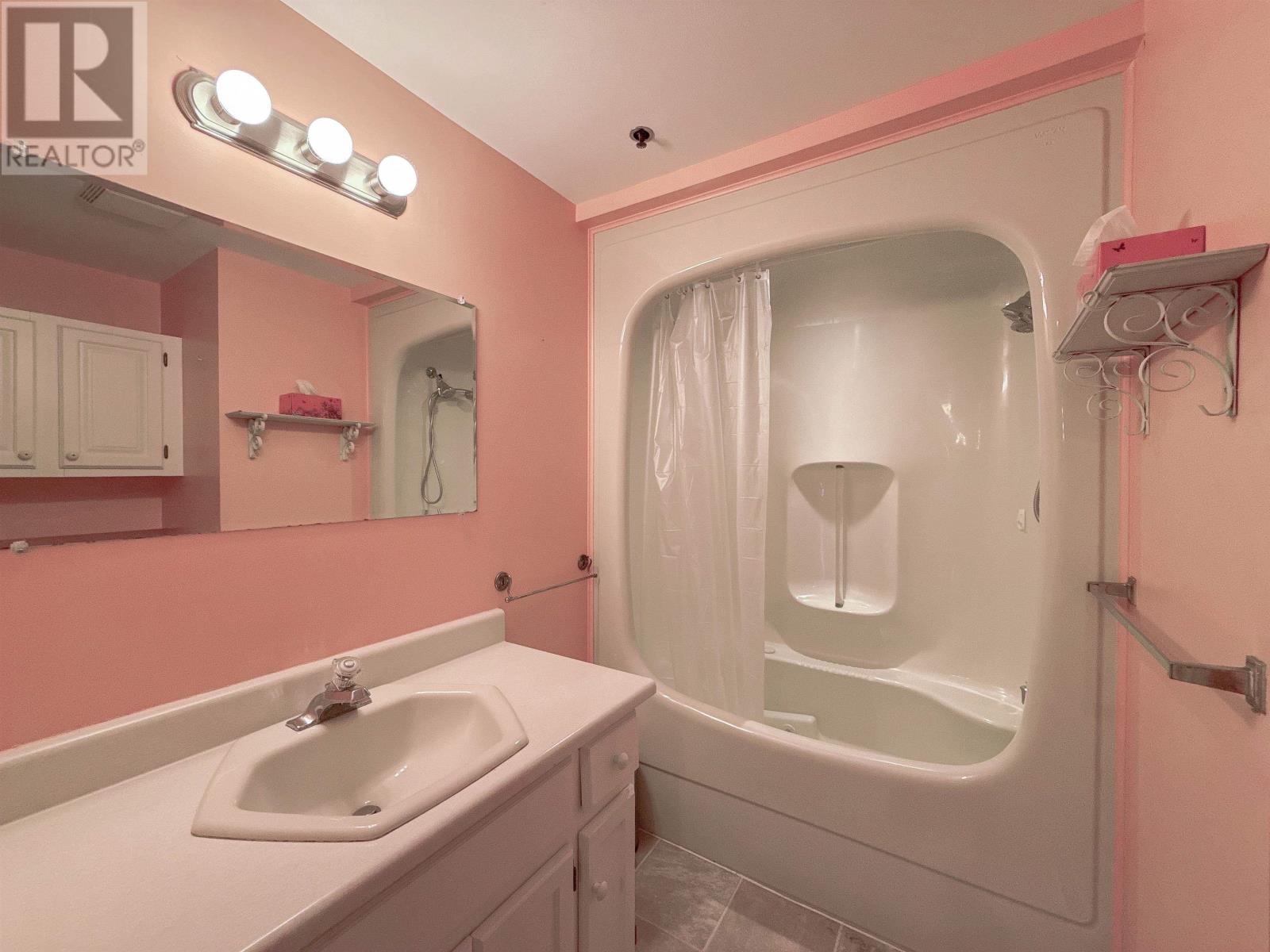 103 188 Prince Street, Charlottetown, Prince Edward Island  C1A 4R9 - Photo 16 - 202601106