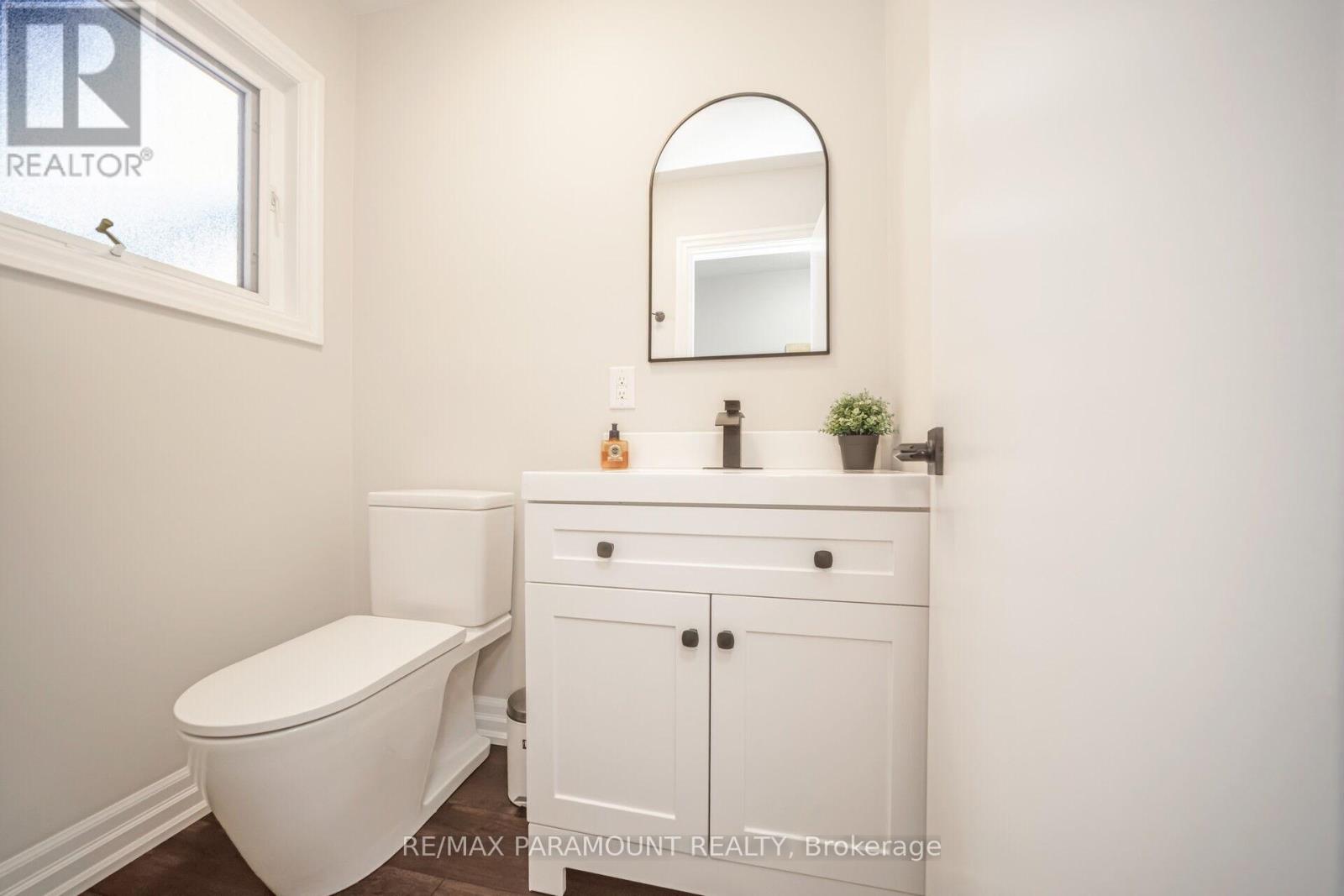 7 Walker Road E, Caledon, Ontario  L7C 1G8 - Photo 42 - W12710264