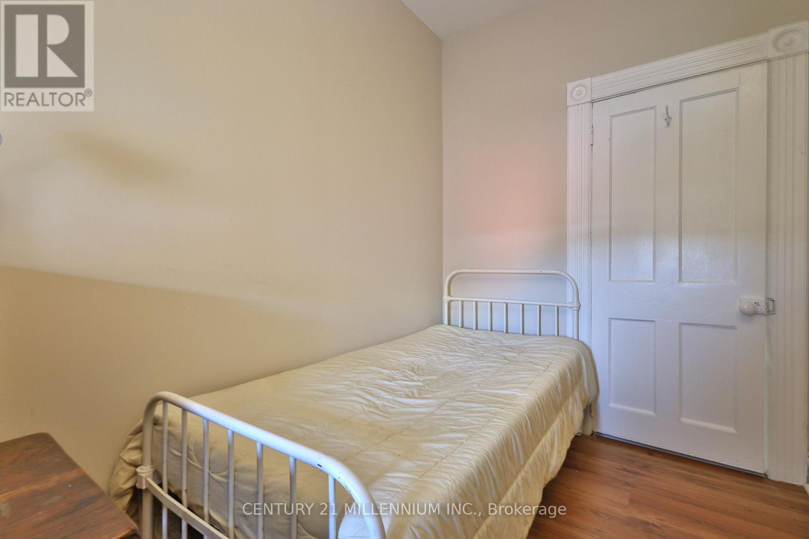 Unit #2 - 10 Zina Street, Orangeville, Ontario  L9W 1E1 - Photo 18 - W12710296