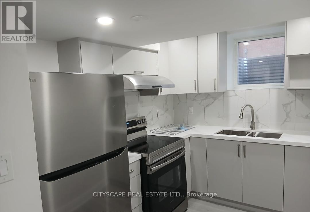 Bsmt - 1325 Beauty Bush Court, Mississauga, Ontario  L5V 1K4 - Photo 7 - W12710316