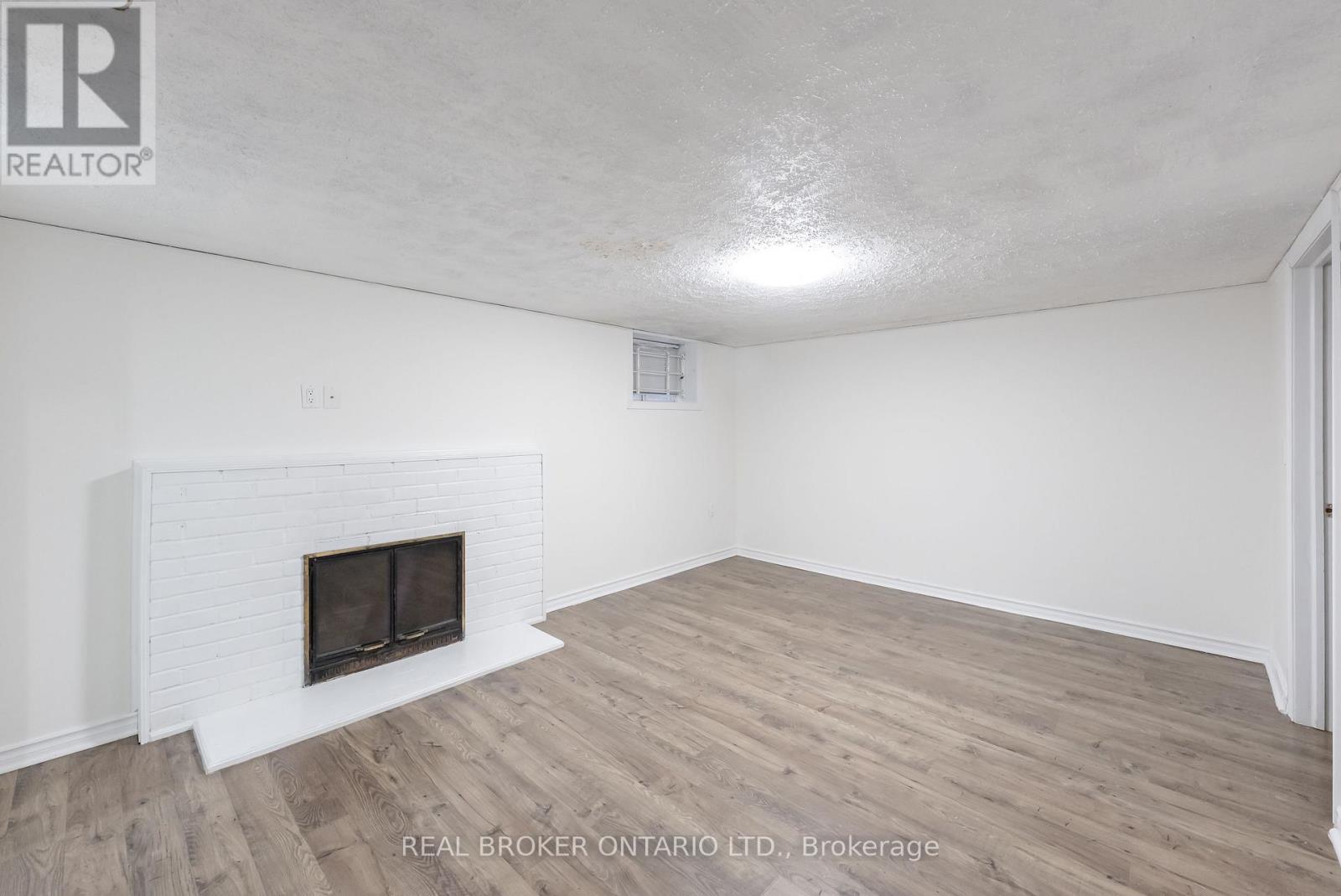 Bsmt - 256 The Kingsway, Toronto, Ontario  M9A 3T5 - Photo 16 - W12710358