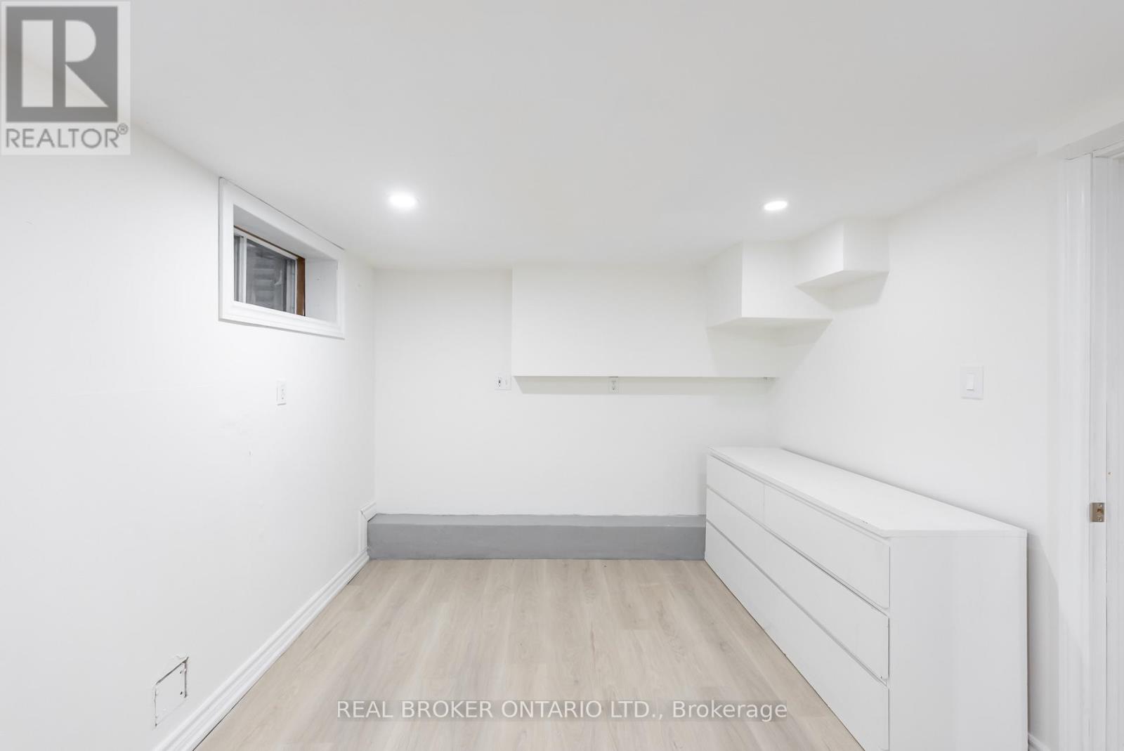 Bsmt - 256 The Kingsway, Toronto, Ontario  M9A 3T5 - Photo 23 - W12710358