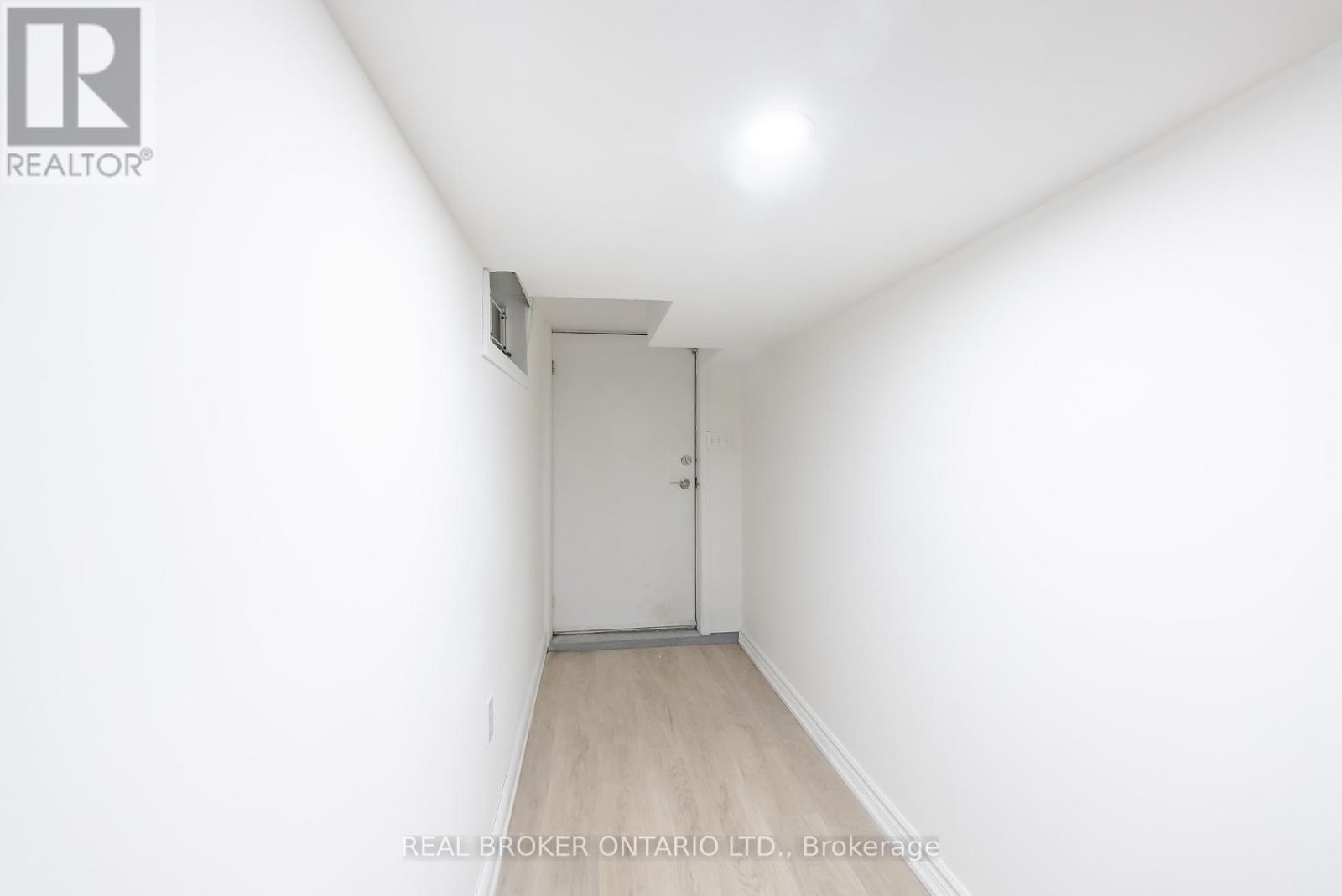 Bsmt - 256 The Kingsway, Toronto, Ontario  M9A 3T5 - Photo 25 - W12710358