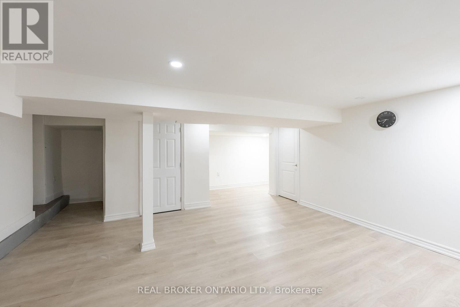 Bsmt - 256 The Kingsway, Toronto, Ontario  M9A 3T5 - Photo 6 - W12710358