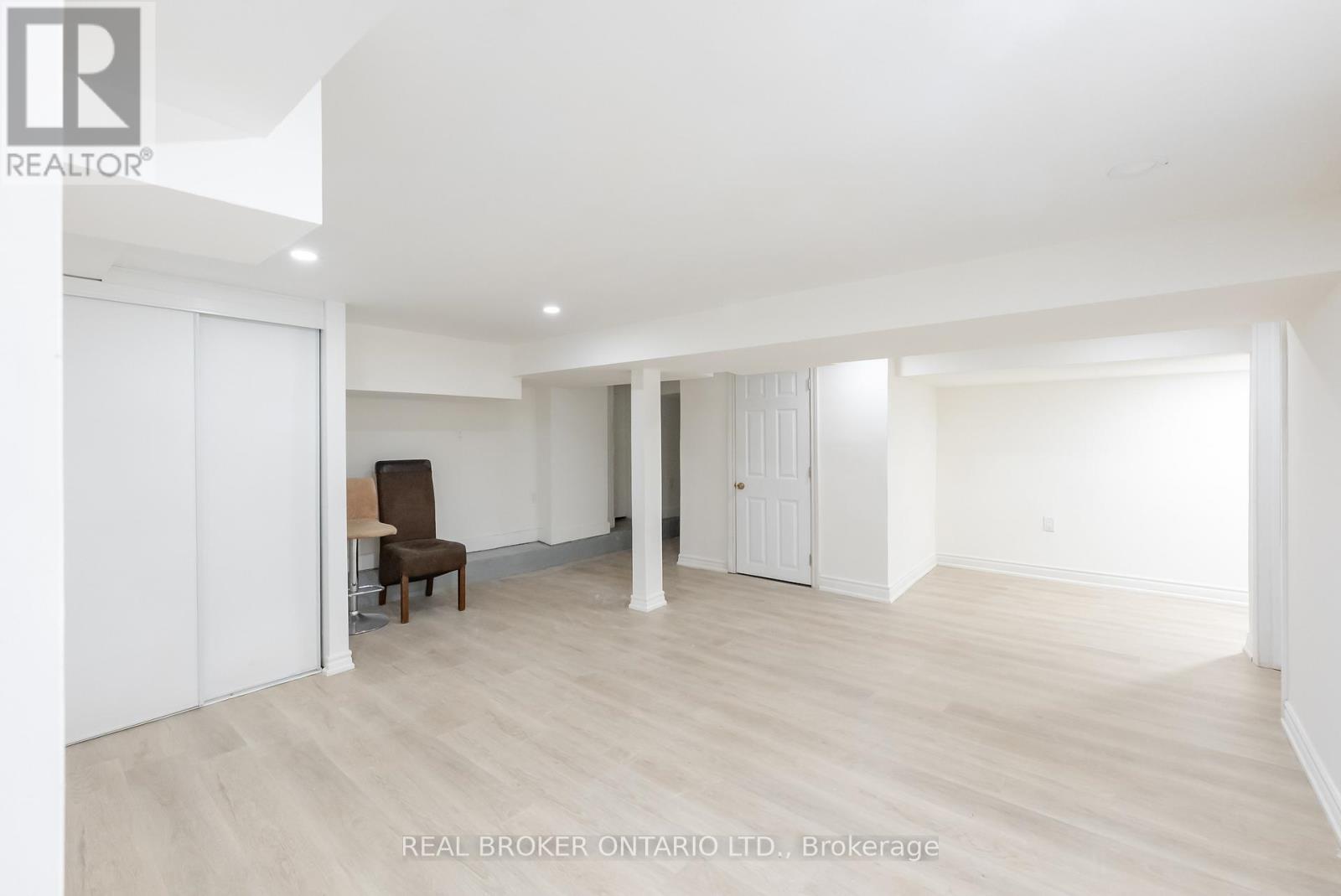 Bsmt - 256 The Kingsway, Toronto, Ontario  M9A 3T5 - Photo 7 - W12710358