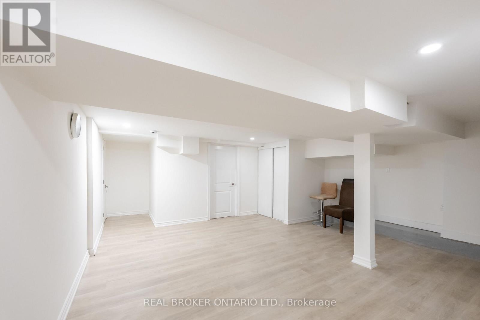 Bsmt - 256 The Kingsway, Toronto, Ontario  M9A 3T5 - Photo 8 - W12710358