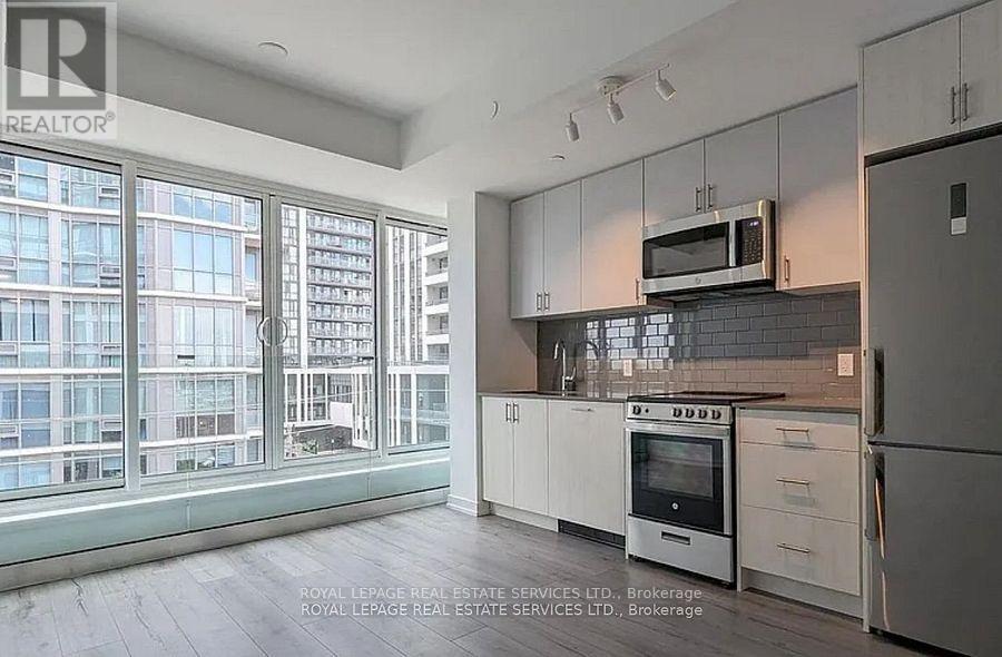 413 - 1195 The Queensway, Toronto, Ontario  M8Z 0H1 - Photo 2 - W12710360