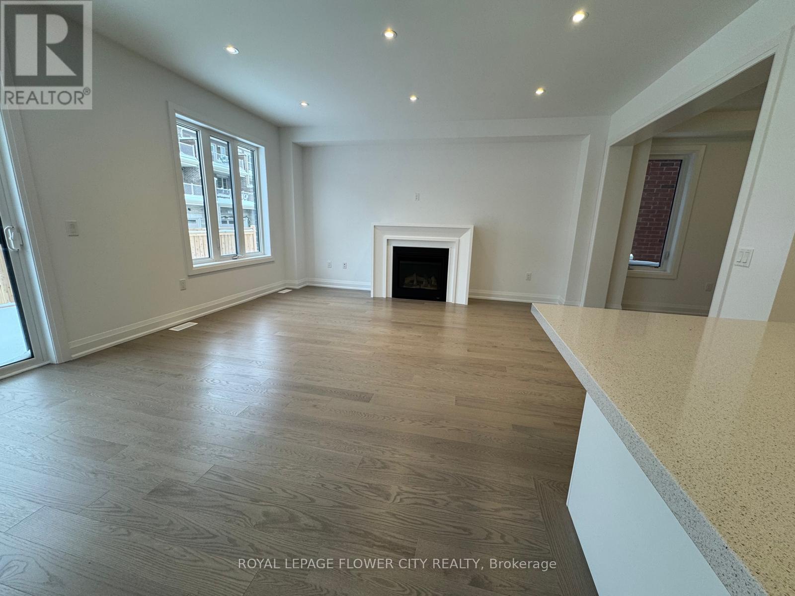 3193 Crystal Drive, Oakville, Ontario  L6M 0W8 - Photo 10 - W12710400