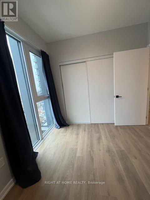 1504 - 10 Graphophone Grove, Toronto, Ontario  M6H 0E5 - Photo 5 - W12710402