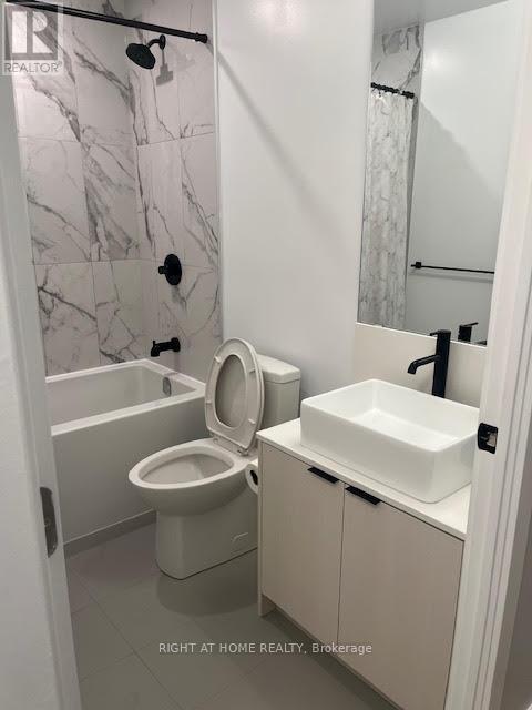 1504 - 10 Graphophone Grove, Toronto, Ontario  M6H 0E5 - Photo 8 - W12710402