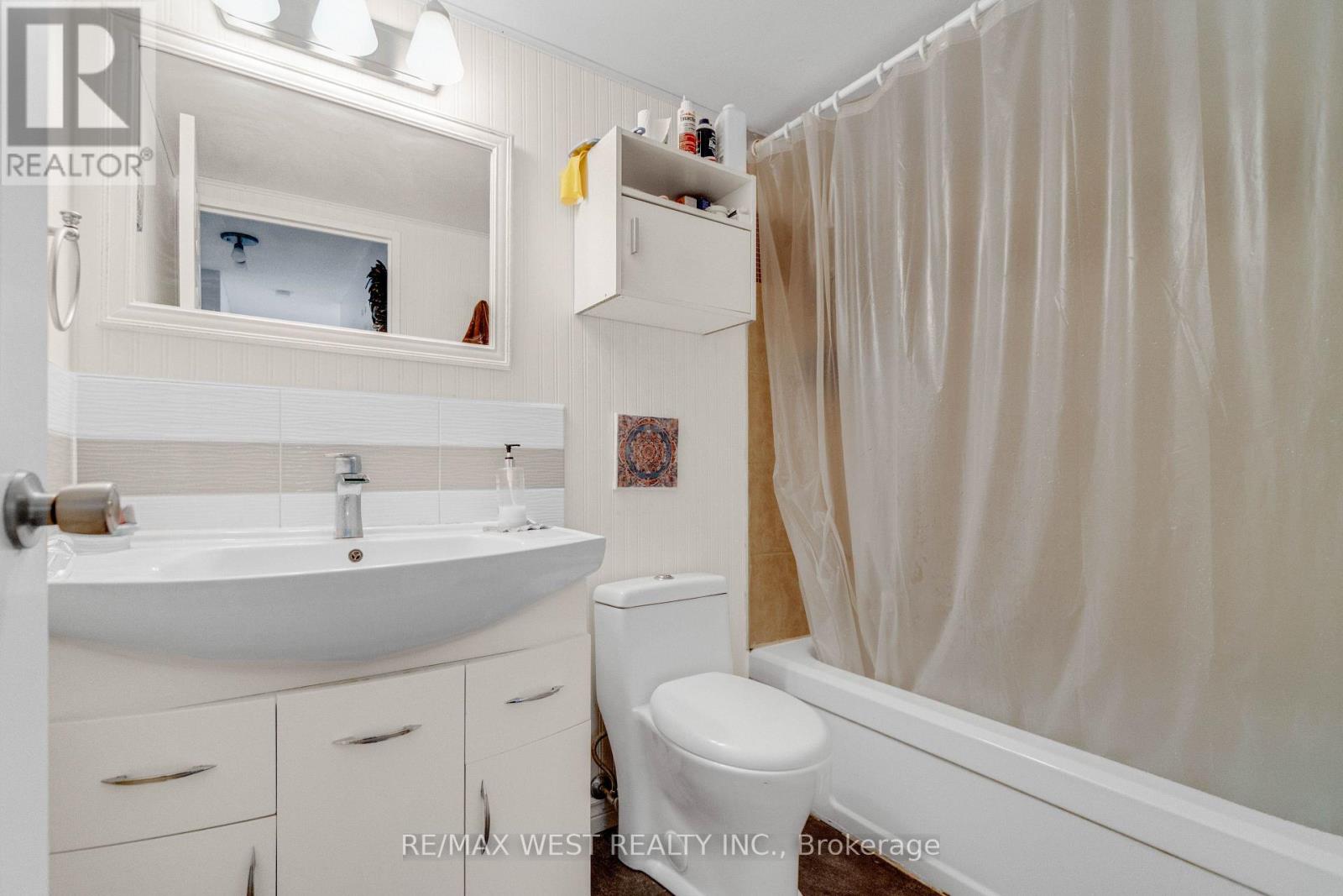 407 - 21 Knightsbridge Road, Brampton, Ontario  L6T 3Y1 - Photo 7 - W12710416