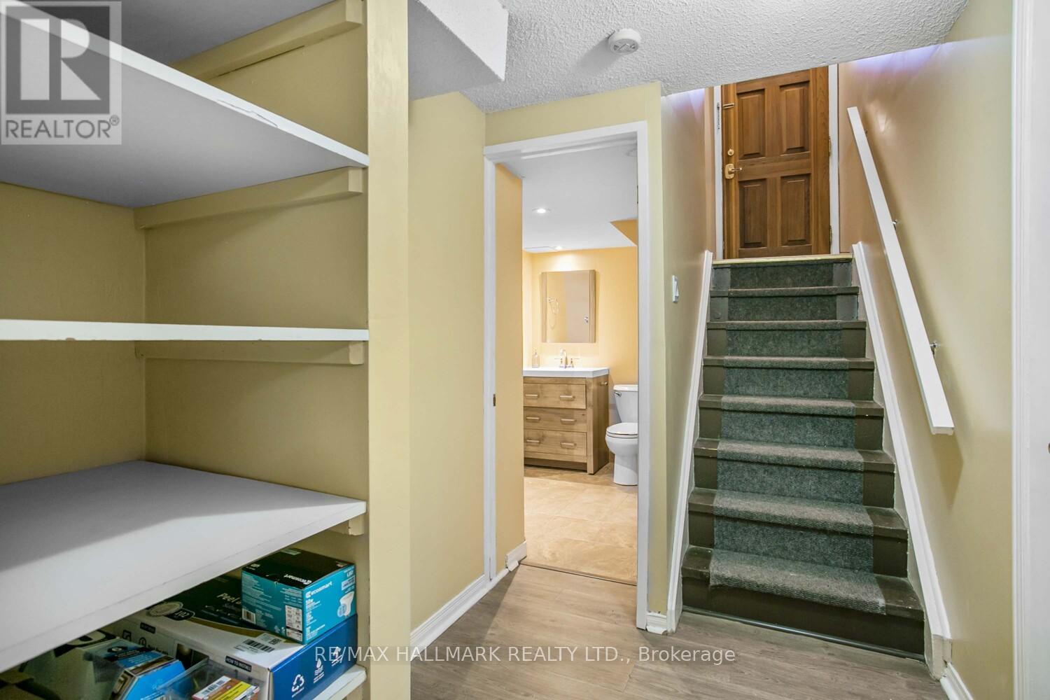 Lower - 2112 Truscott Drive, Mississauga, Ontario  L5J 2A6 - Photo 2 - W12710418