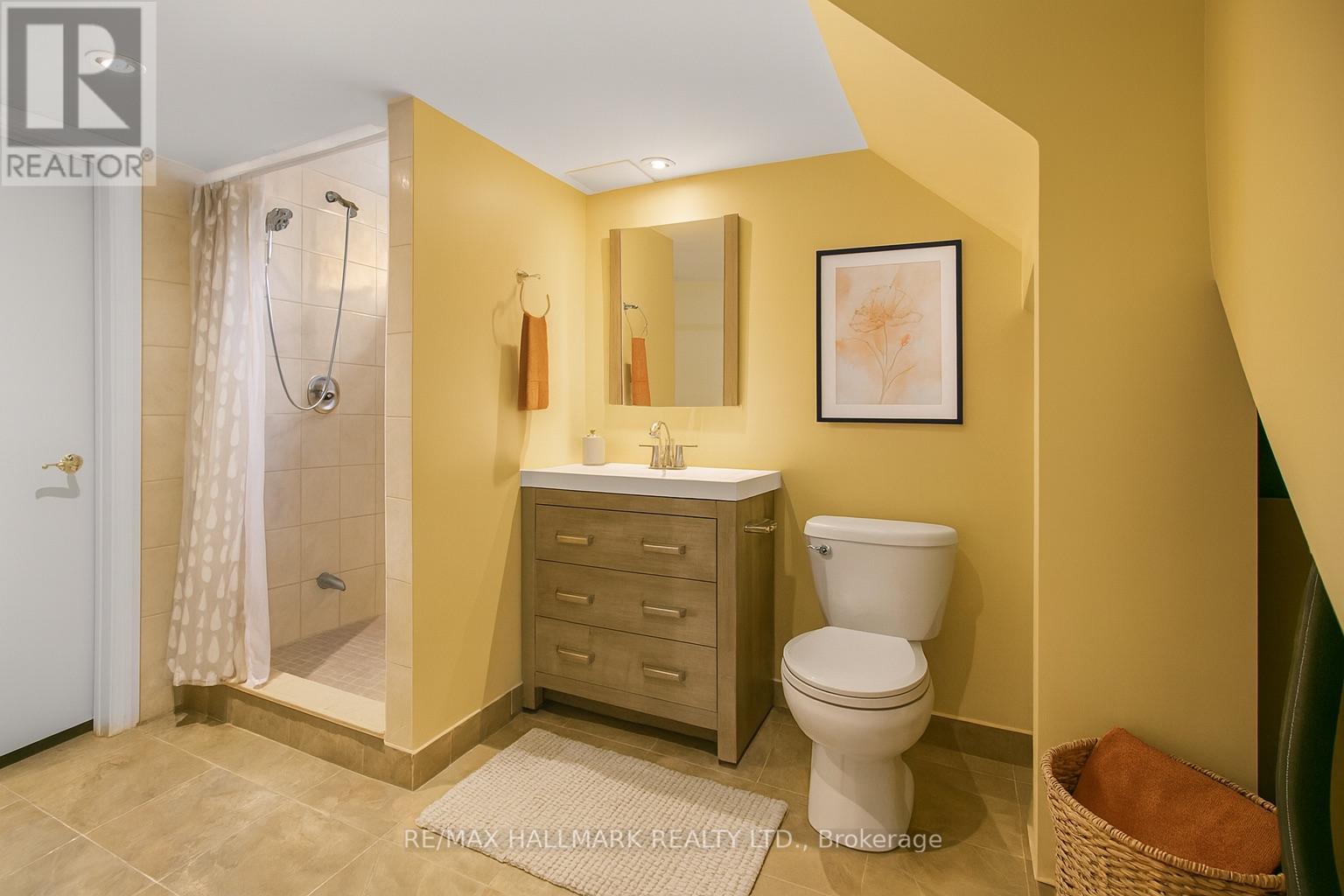 Lower - 2112 Truscott Drive, Mississauga, Ontario  L5J 2A6 - Photo 8 - W12710418