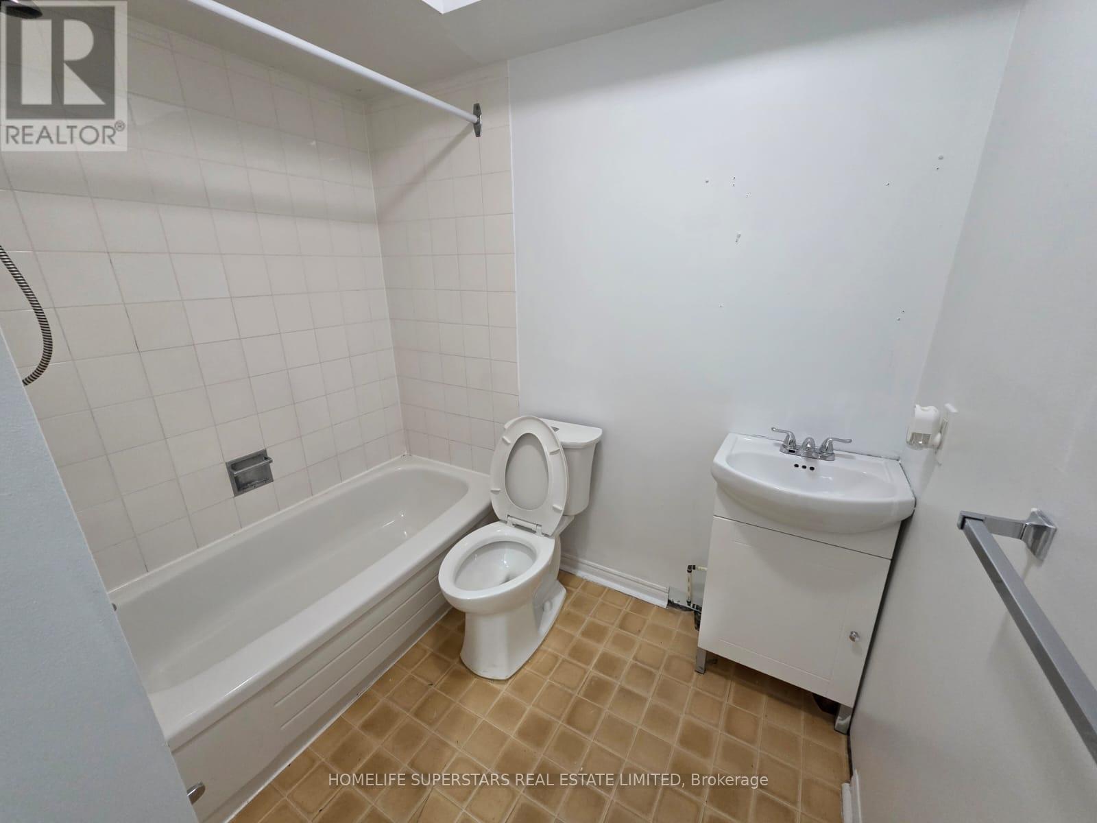 1843 Davenport Road, Toronto, Ontario  M6N 1B8 - Photo 12 - W12710484