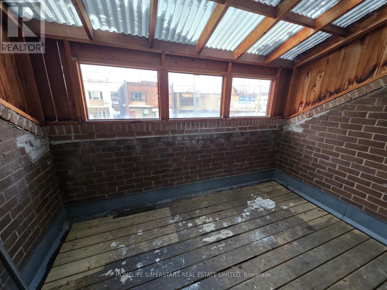 1843 Davenport Road, Toronto, Ontario  M6N 1B8 - Photo 13 - W12710484