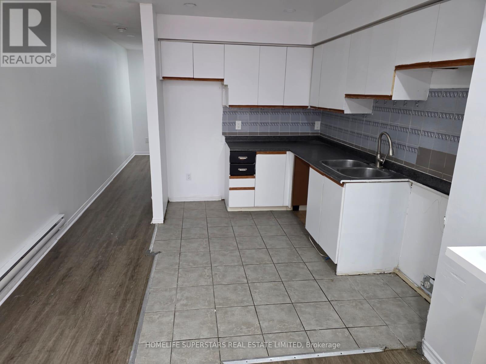 1843 Davenport Road, Toronto, Ontario  M6N 1B8 - Photo 4 - W12710484