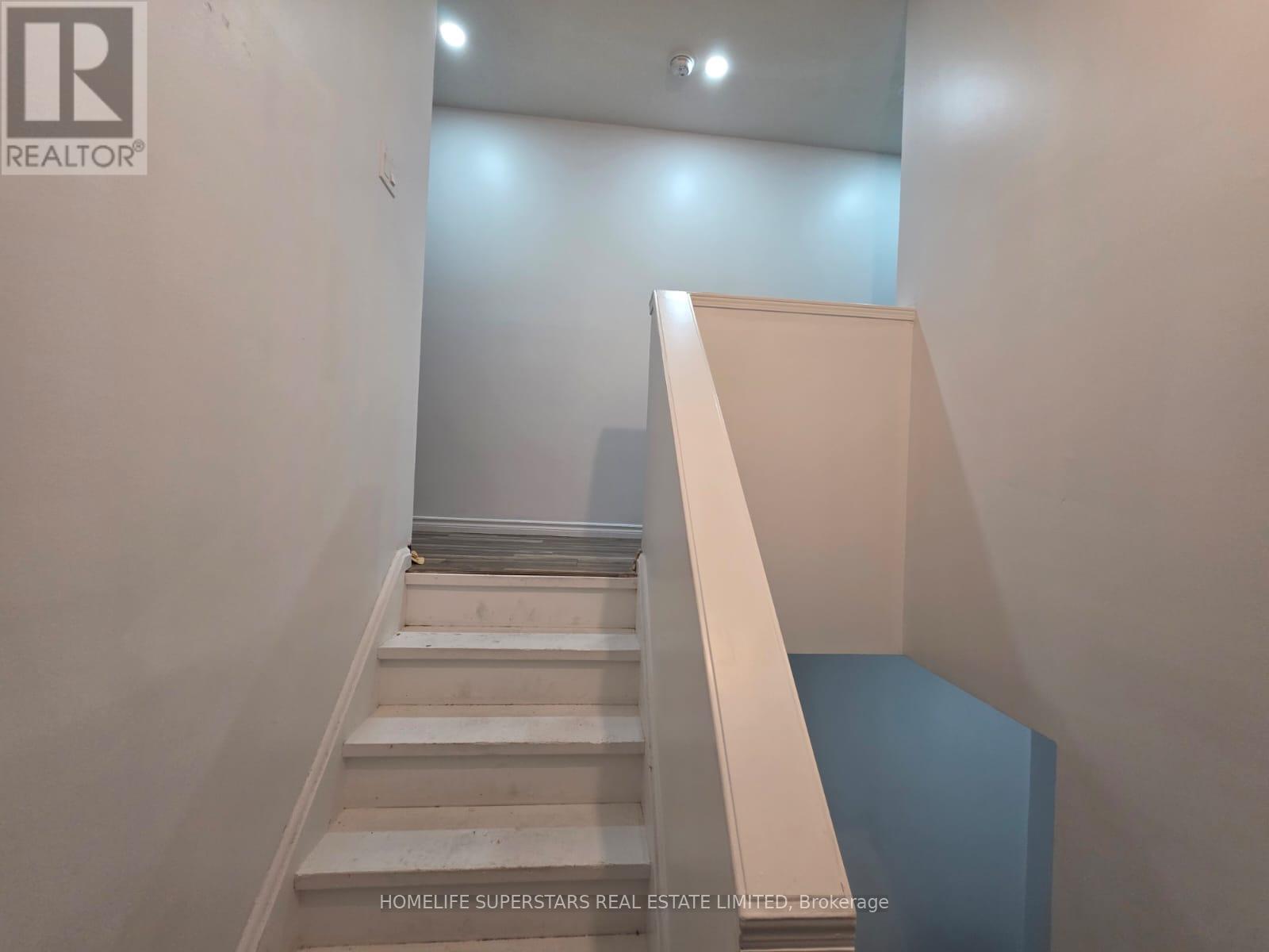 1843 Davenport Road, Toronto, Ontario  M6N 1B8 - Photo 9 - W12710484