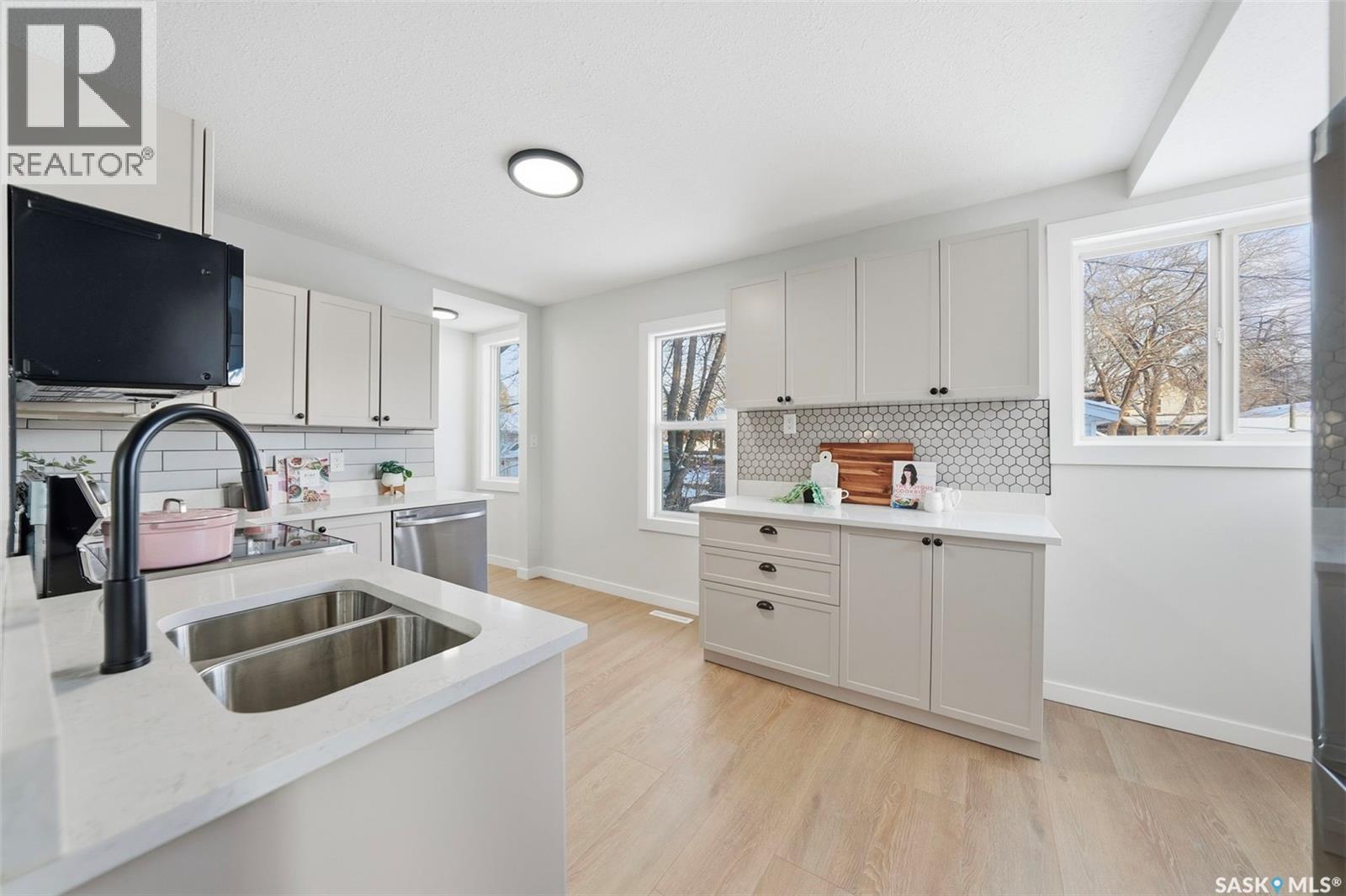 518 I Avenue S, Saskatoon, Saskatchewan  S7M 1Y5 - Photo 11 - SK027066