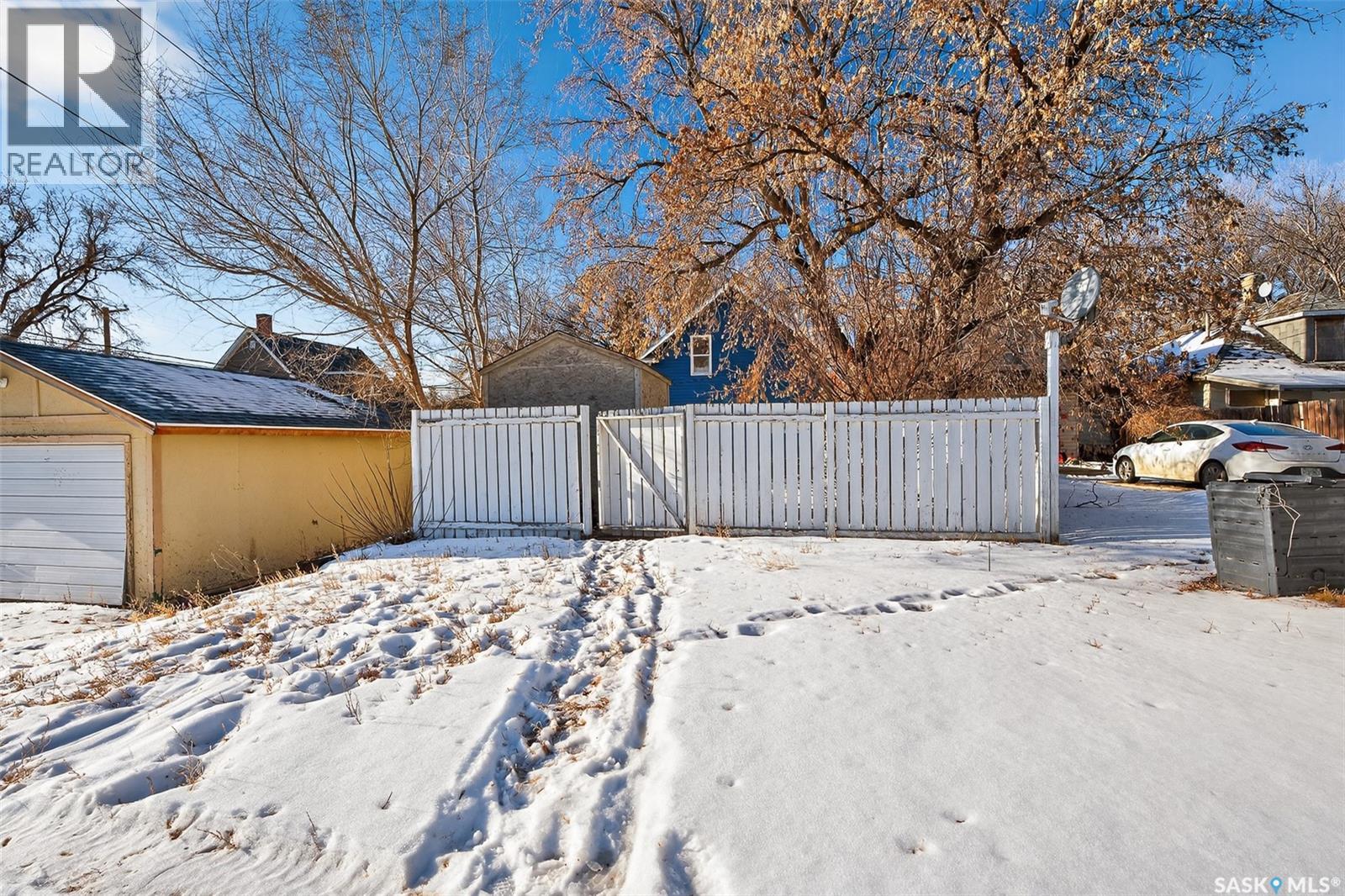 1117 Chestnut Avenue, Moose Jaw, Saskatchewan  S6H 1A9 - Photo 37 - SK027004