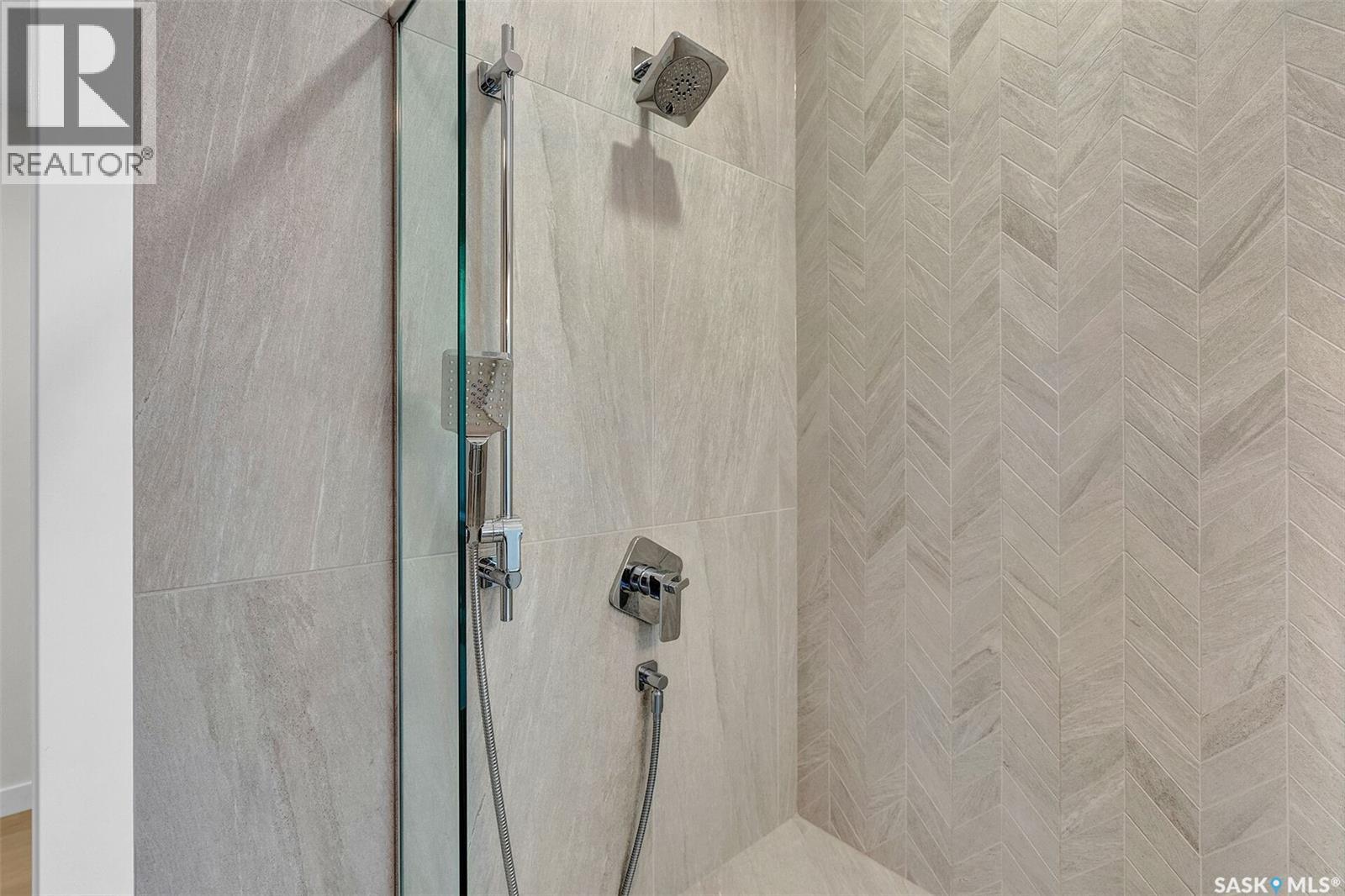 8267 Wascana Gardens Point, Regina, Saskatchewan  S4V 1G8 - Photo 24 - SK025134