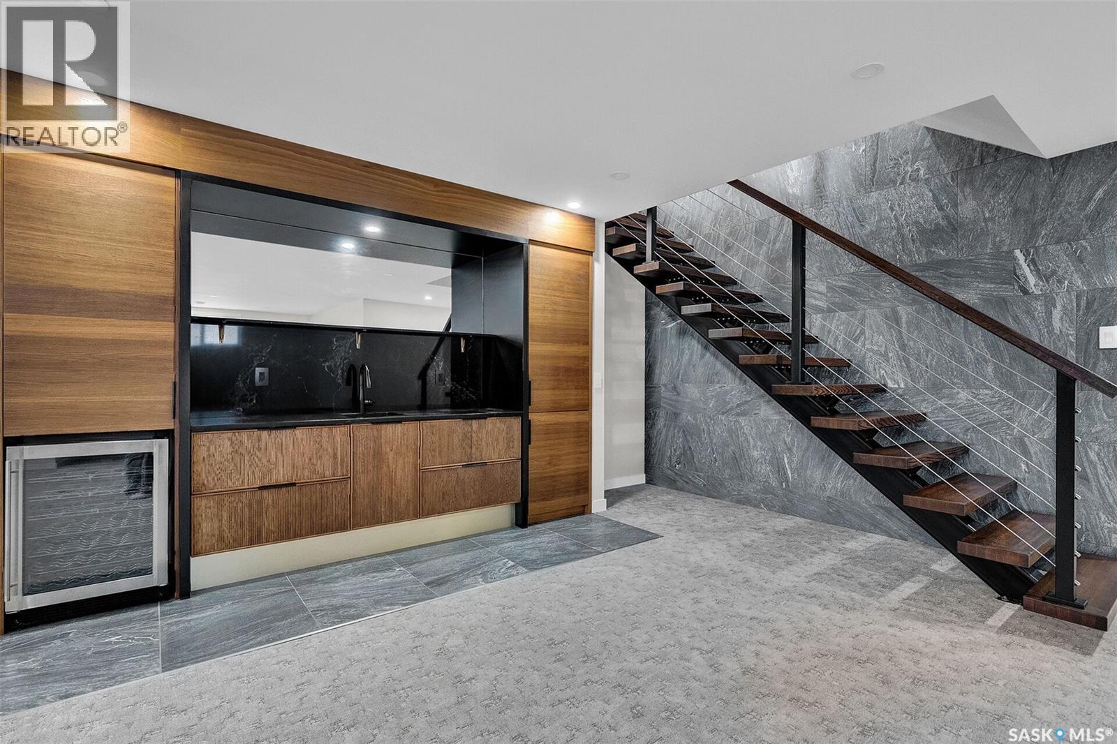 8267 Wascana Gardens Point, Regina, Saskatchewan  S4V 1G8 - Photo 36 - SK025134