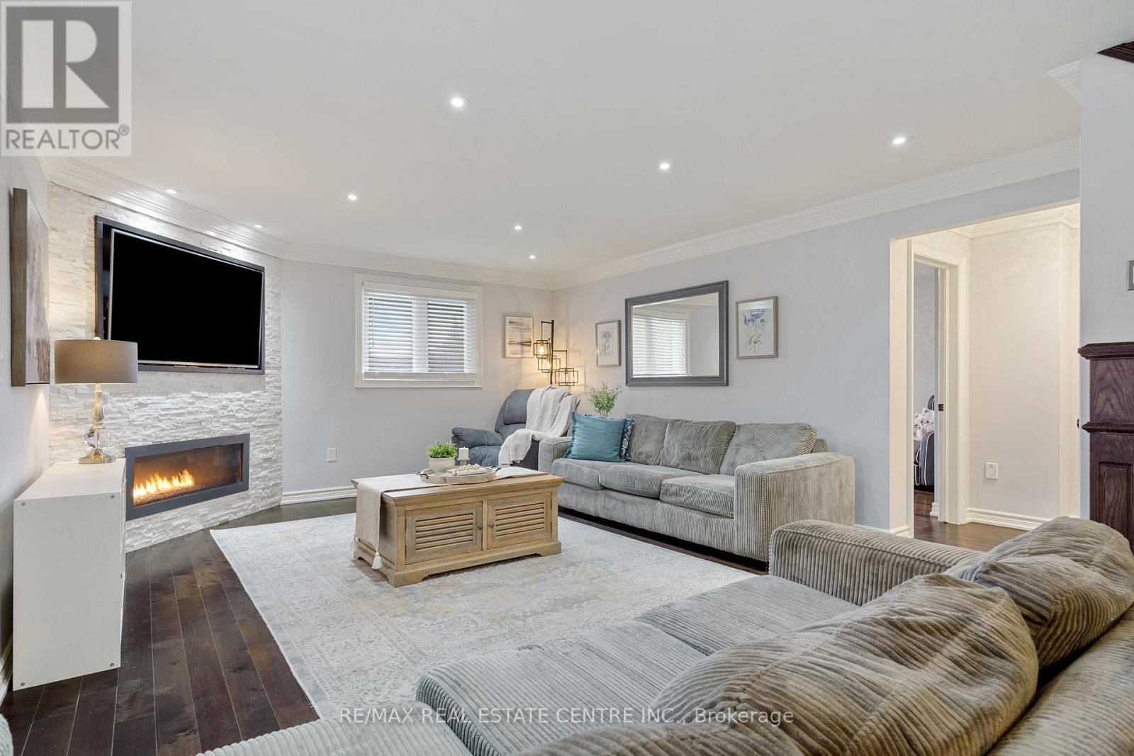 66 Ellington Avenue, Hamilton, Ontario  L8E 3T6 - Photo 26 - X12710350