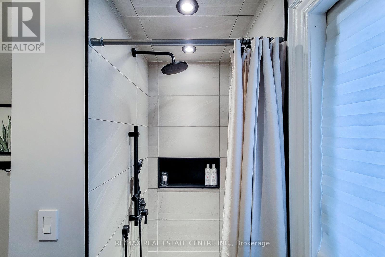 66 Ellington Avenue, Hamilton, Ontario  L8E 3T6 - Photo 34 - X12710350