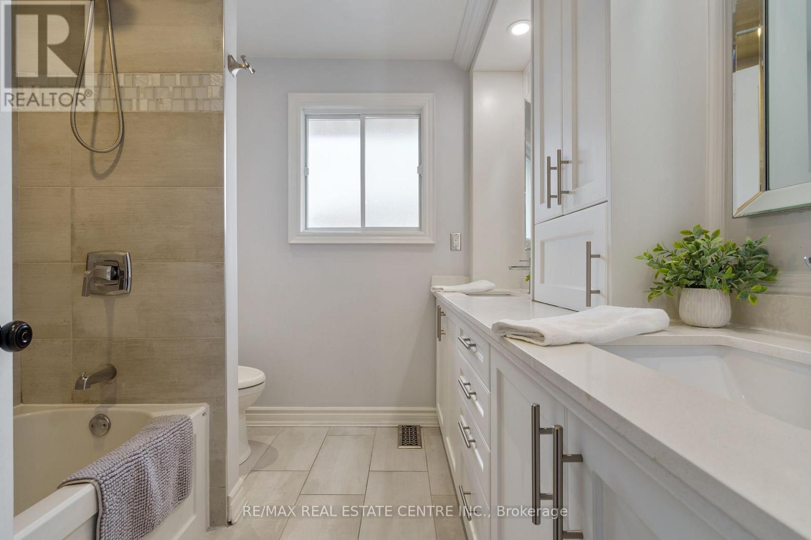 66 Ellington Avenue, Hamilton, Ontario  L8E 3T6 - Photo 42 - X12710350