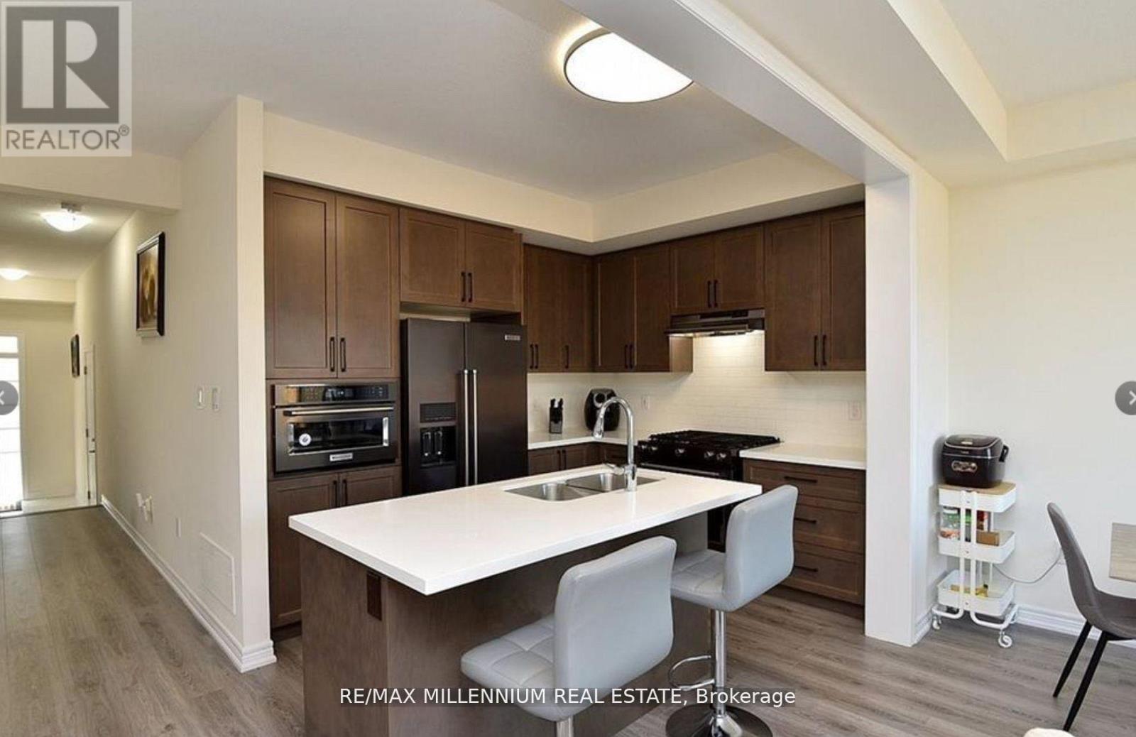 29 Hibiscus Lane, Hamilton, Ontario  L8K 0A4 - Photo 13 - X12710388