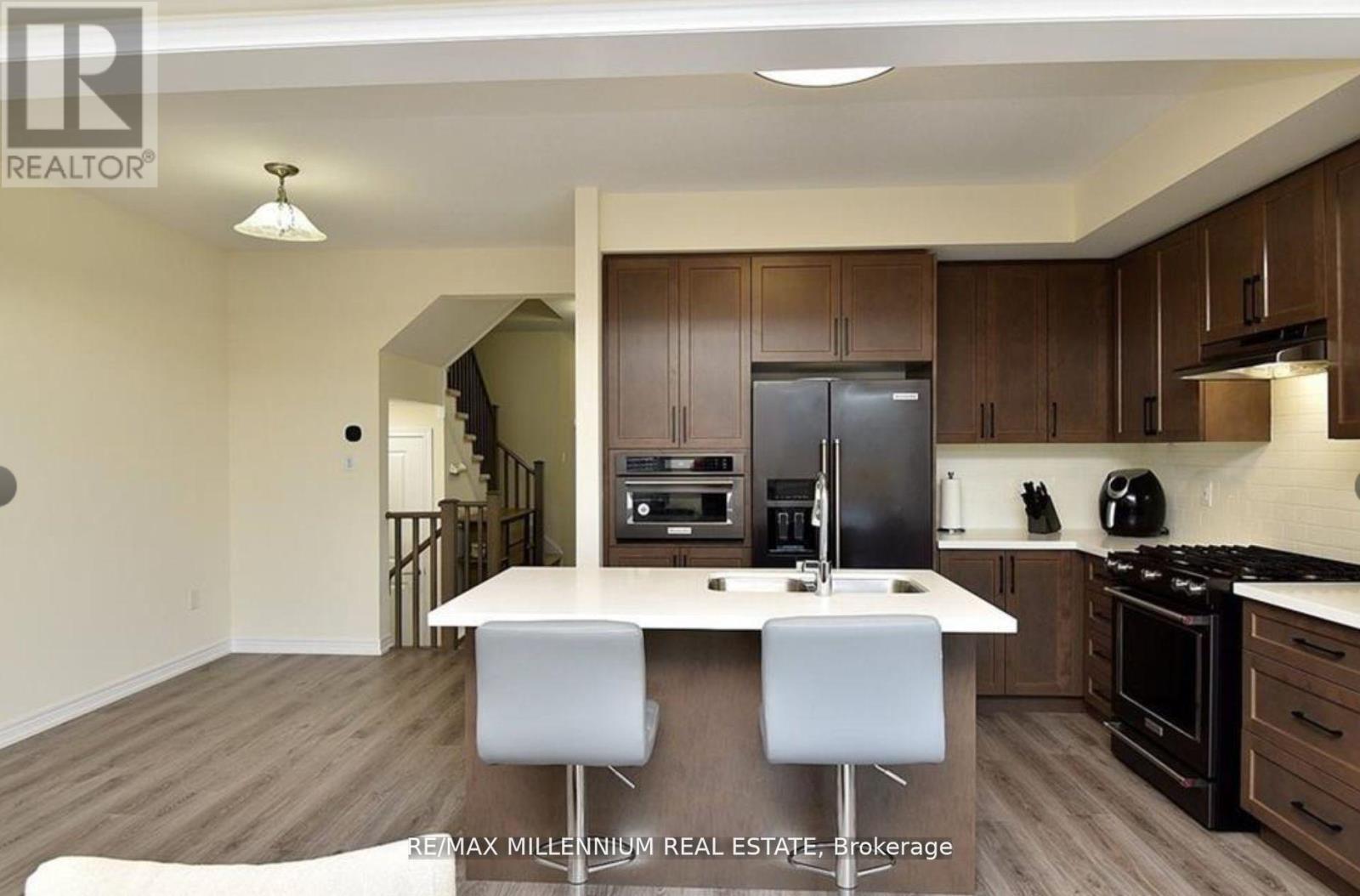 29 Hibiscus Lane, Hamilton, Ontario  L8K 0A4 - Photo 14 - X12710388