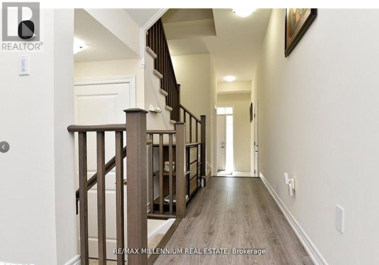 29 Hibiscus Lane, Hamilton, Ontario  L8K 0A4 - Photo 4 - X12710388