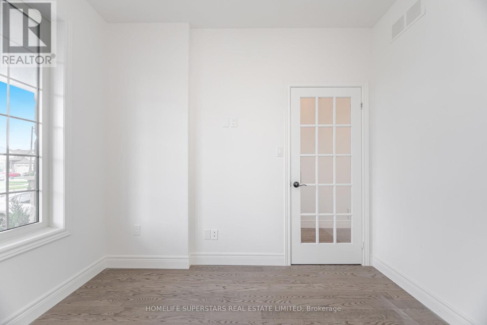 3 Stuckey Lane, East Luther Grand Valley, Ontario  L9W 5S4 - Photo 4 - X12710444